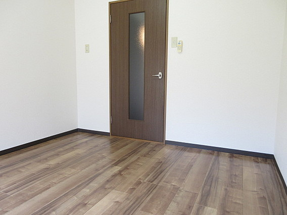 グレーシィ六甲の居間・リビング