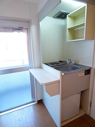 岩屋ビルのキッチン