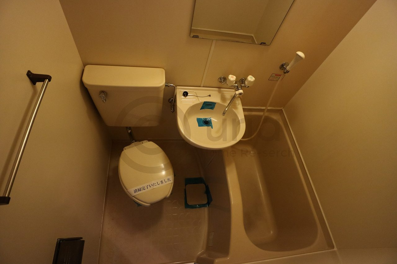 メゾンド六甲パート１の浴室