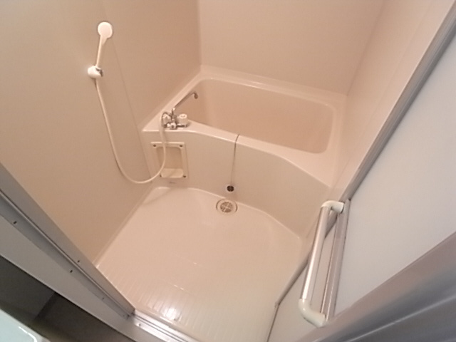 幸和マンションの浴室