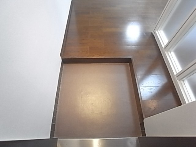 幸和マンションの玄関