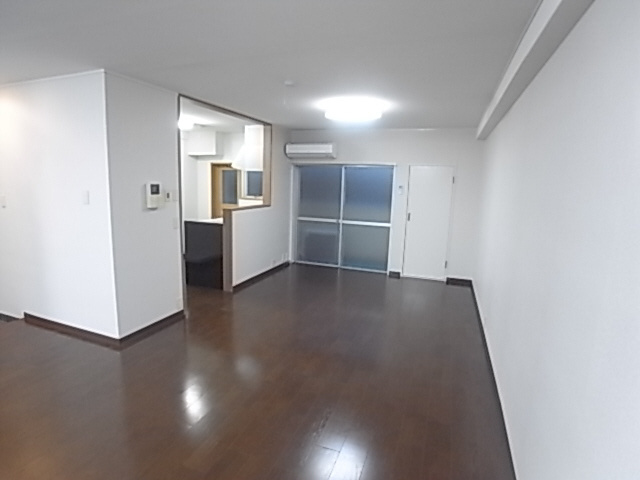 幸和マンションの居間・リビング