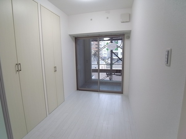 ｇ＋(ジープラス)の洋室