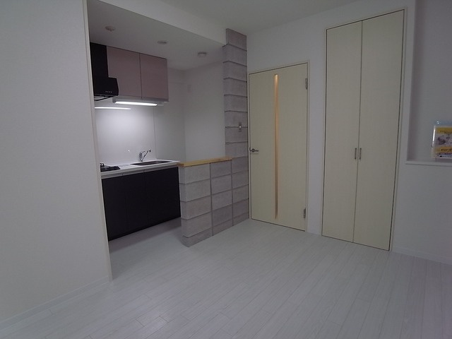 ｇ＋(ジープラス)の居間・リビング