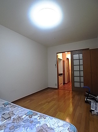 松屋北野坂ビルの居間・リビング