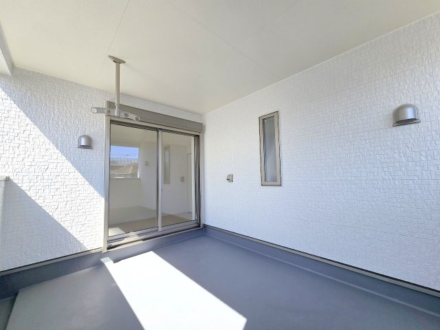 青梅市友田町3丁目　全7棟のバルコニー