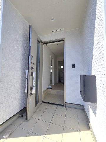 青梅市友田町3丁目　全7棟の玄関