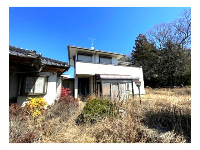 敷地約325坪　渡り廊下でつながる母屋＋ヘーベルハウス住宅のその他|増築部はヘーベルハウス施工です