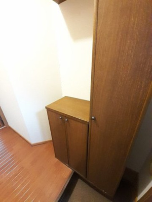 【エントランス】 | すえひろ弐番館 | 建物の内部です