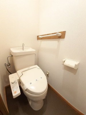 【トイレ】 | すえひろ弐番館 | シンプルで使いやすいトイレです