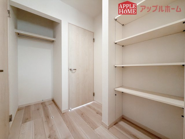 [新築住宅] 熊谷市石原 第9期 全5棟の収納|ホール収納