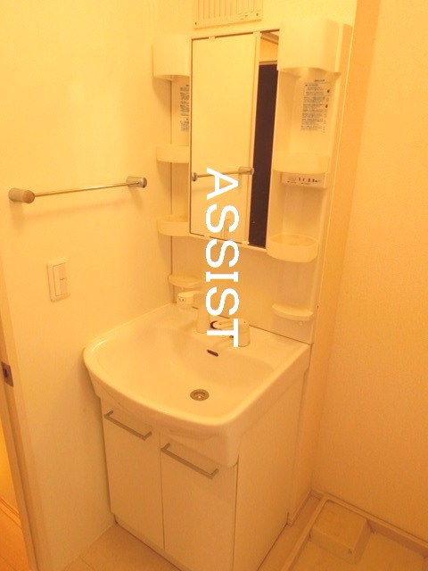 サン・ボヌールの独立洗面台|室内写真：設備同仕様の別号室です