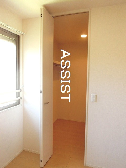 サン・ボヌールの収納|室内写真：設備同仕様の別号室です