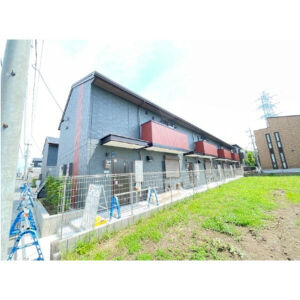 ガレージハウス朝宮B棟