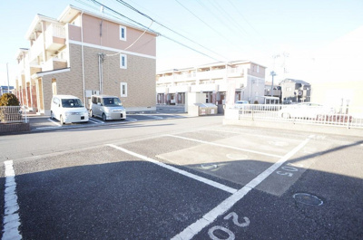 【駐車場】 | ＳＵＮＲＩＳＥヨシカワＡ | 駐車場