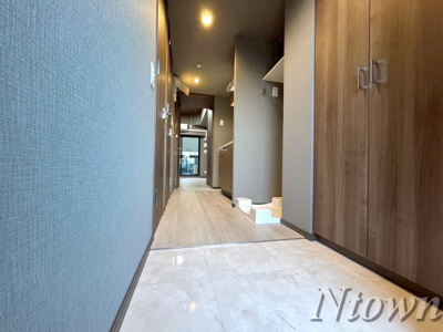 【玄関】 | メイクスWアート丸の内 | ゆったりとした玄関です