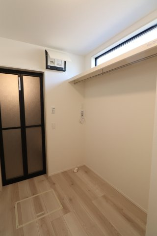 国分町新築戸建の脱衣所