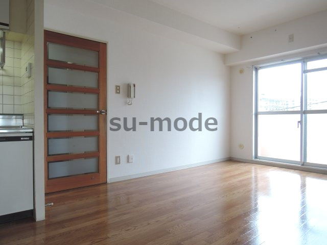 ピアタウンの居間・リビング