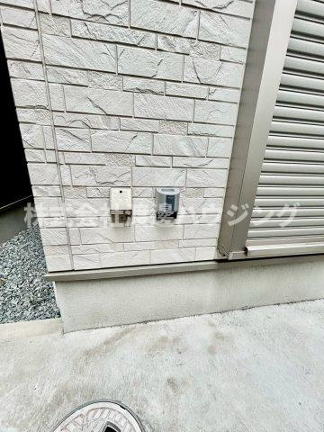 門真市大池町一戸建の設備|電気自動車用充電コンセント付き