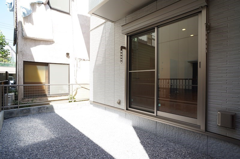 江戸川区平井１丁目の一戸建ての外観|専用庭あります♪