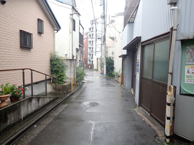 白山2-18戸建の周辺