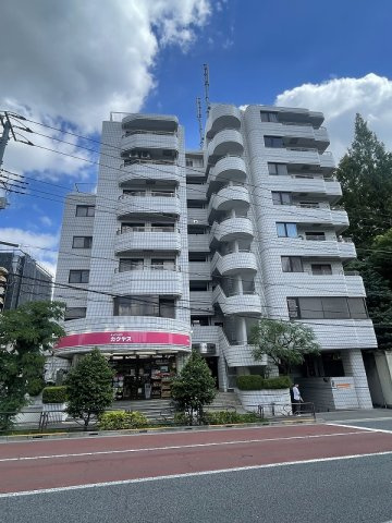 ホワイトパレスの外観