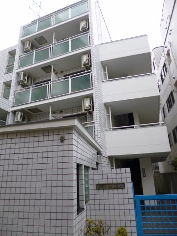 トップ本郷の外観