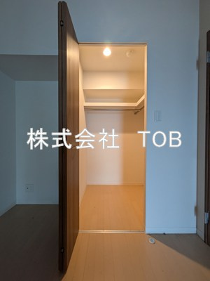 【収納】 | エクセレント1-笹塚1丁目- | 洋室6.9帖　収納※クリーニング完了前※