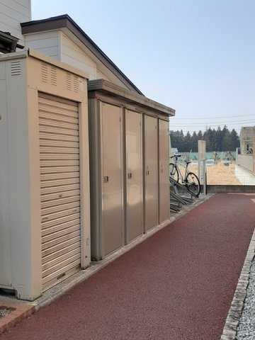 カーサ・プラシードのその他