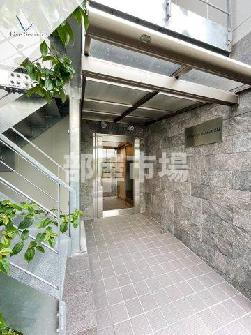 RIENROH MANSIONのエントランス