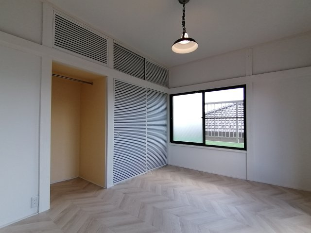 千葉県松戸市稔台8丁目　中古戸建の洋室|2階洋室です