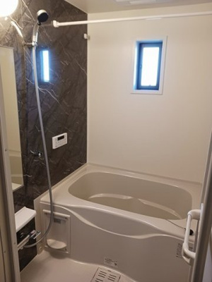 【浴室】 | メゾン　ヴィオラ