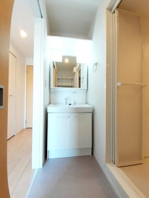 【洗面所】 | フェニックスⅡ | コンパクトで使いやすい洗面所