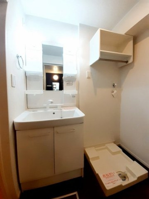 【洗面所】 | ルミウス | ゆったりとスペースのある洗面所