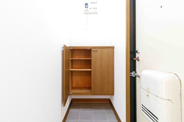 セジュール城東　A棟の玄関