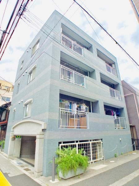 プリアムス本郷の外観