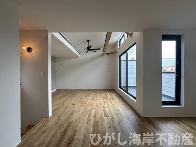 藤沢市鵠沼海岸７丁目　新築戸建のキッチン|21帖　LDK