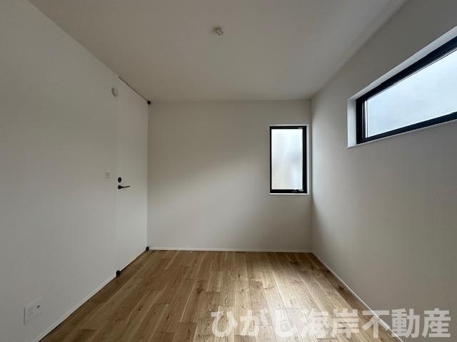 藤沢市鵠沼海岸７丁目　新築戸建の子供部屋|5.4帖　洋室