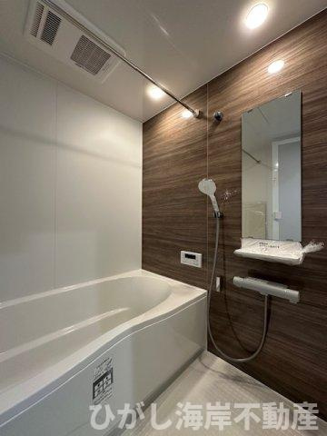 藤沢市鵠沼海岸７丁目　新築戸建の浴室|一坪タイプのユニットバス