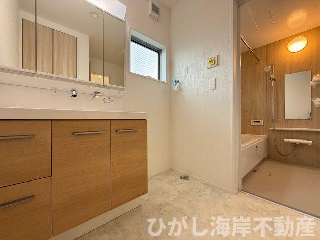 茅ヶ崎市小和田1丁目　 新築戸建 　全２棟の脱衣所|脱衣スペース