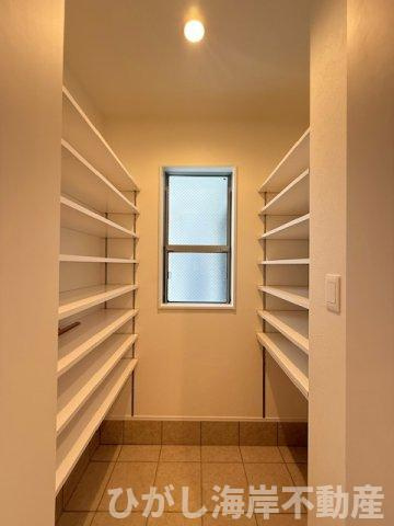 茅ヶ崎市小和田1丁目　 新築戸建 　全２棟の設備|シューズインクローク