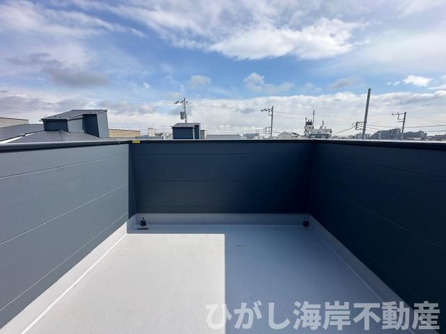 藤沢市城南５丁目　新築戸建　全16棟のバルコニー|ルーフバルコニー