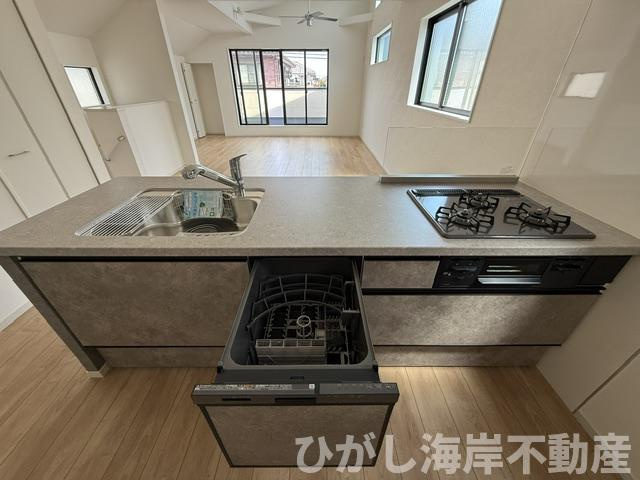 茅ケ崎市高田４丁目　新築戸建　全4棟のキッチン|食洗器付きシステムキッチン