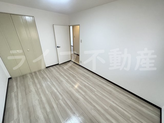 友井グレイスの居間・リビング|ゆったりとした居間です