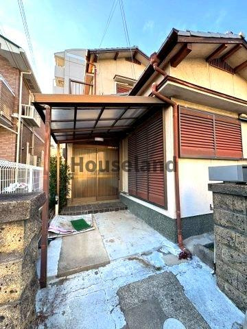 榎原戸建のエントランス