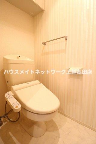 セレーノローザのトイレ|温水洗浄便座
