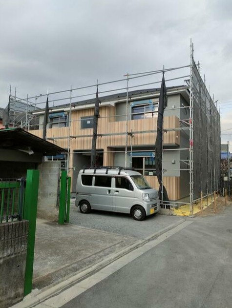 府中市分梅町２丁目のアパートの駐車場