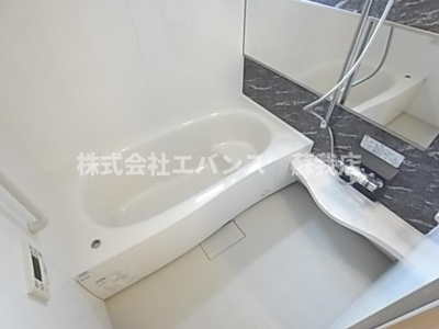 【浴室】 | ソレイユⅢ | ゆったり過ごせるお風呂です