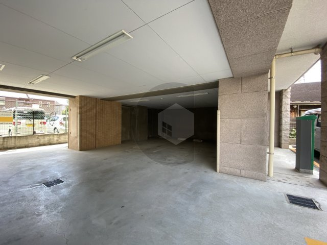 CITY　SPIRE布施の駐車場