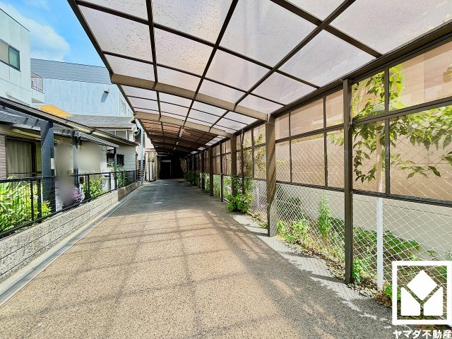 西宮市六湛寺町の外観|ローンのご相談も承っております。様々な住まいのお悩みもご相談ください。